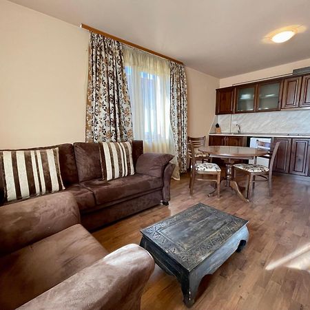 Private Apartments Next To Bellevue Residence Bansko Exterior photo