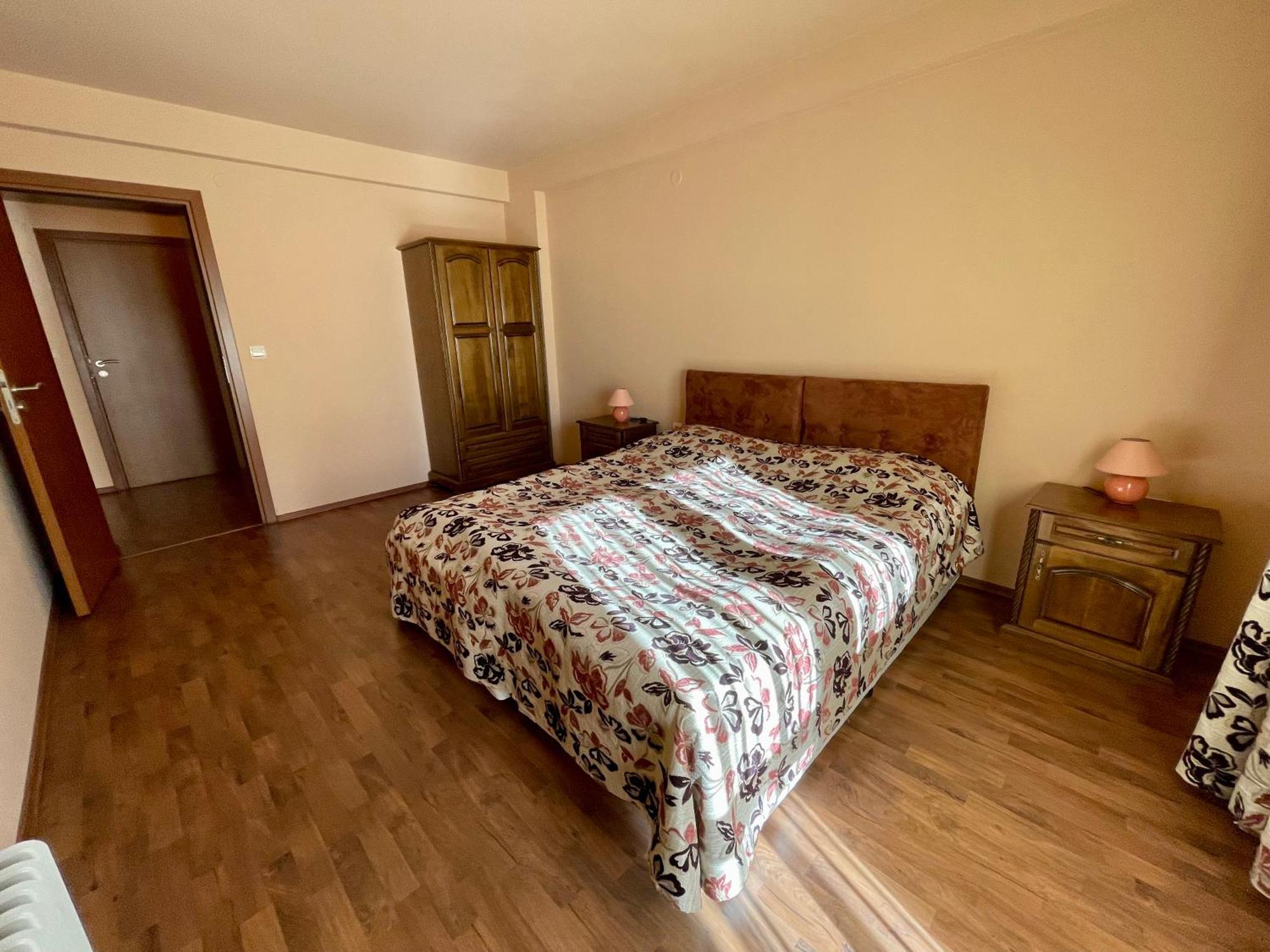 Private Apartments Next To Bellevue Residence Bansko Exterior photo
